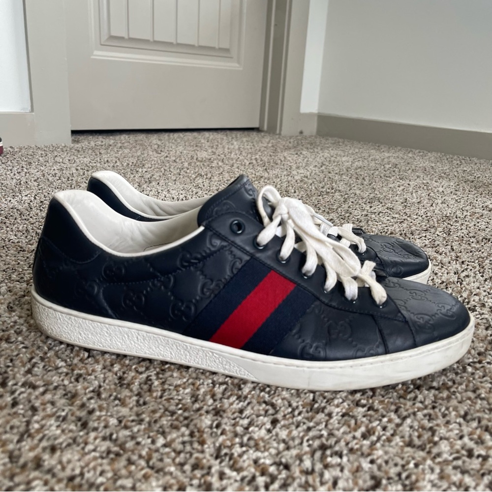 Gucci men good condition